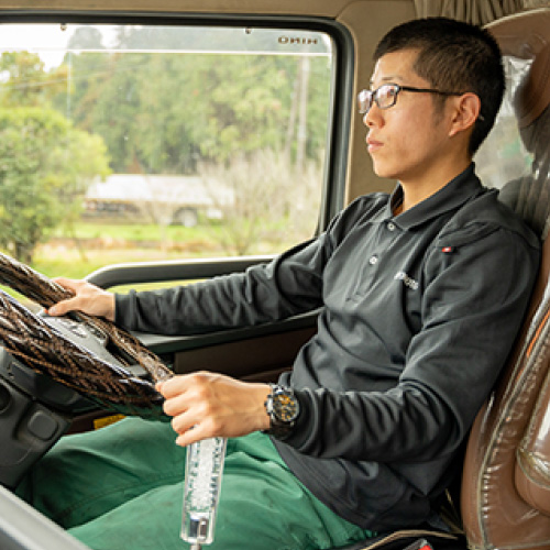 トラック運転手